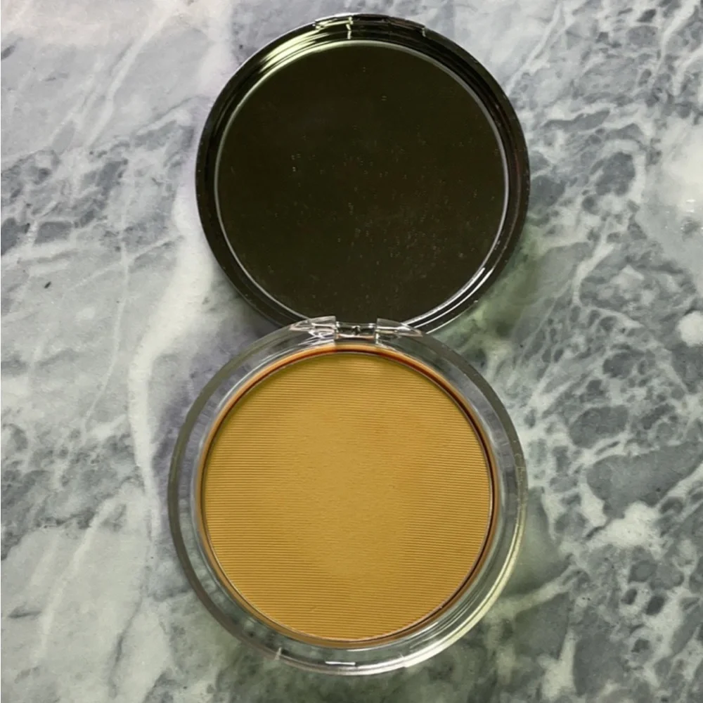 Clinique Stay Matte Sheer Pressed Powder‎ Foundation Stay Walnut